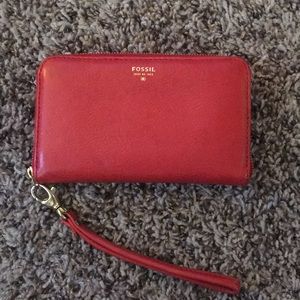 Fossil wristlet
